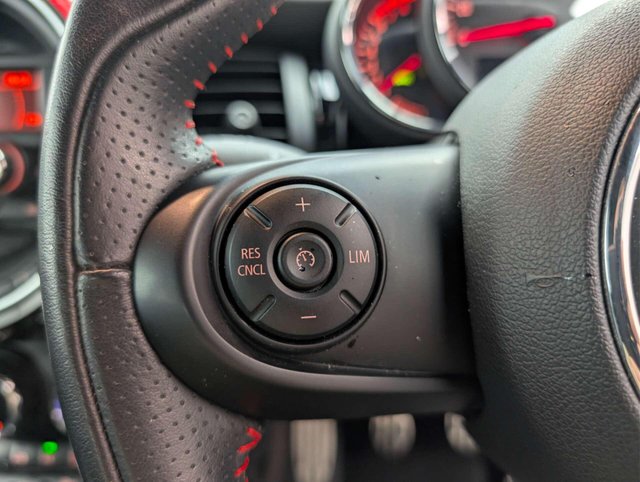 USED 2017 17 MINI HATCH 2.0 John Cooper Works 3dr CLICK+COLLECT / HOME DELIVERY