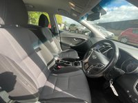 USED 2016 16 HYUNDAI I30 1.4 Blue Drive SE Hatchback 5dr Petrol Manual Euro 6 (s/s) (100 ps) 2 FORMER KEEPERS+GREAT HISTORY