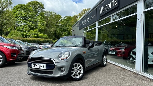 View our MINI CONVERTIBLE