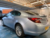 USED 2015 15 VAUXHALL INSIGNIA 1.8 16V Design Hatchback 5dr Petrol Manual Euro 5 (140 ps)+JUST HAD NEW TIMING BELT AND SERVICED+2 KEYS+2 FORMER KEEPERS+PSH+USB+SPARE WHEEL+CRUISE+PARK SENSORS+AUX+BT AUDIO+AIRCON+ALLOYS+HPI CLEAR JUST HAD NEW TIMING BELT AND SERVICED+2 KEYS+2 FORMER KEEPERS+PSH+USB+SPARE WHEEL+CRUISE+PARK SENSORS+AUX+BT AUDIO+AIRCON+ALLOYS+HPI CLEAR
