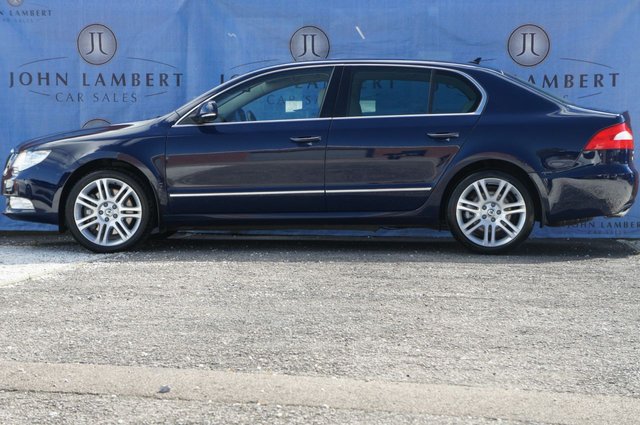View our SKODA SUPERB
