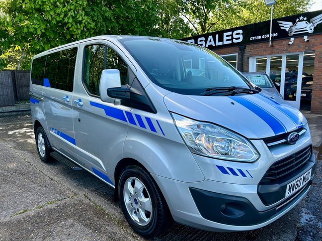 View our FORD TOURNEO CUSTOM