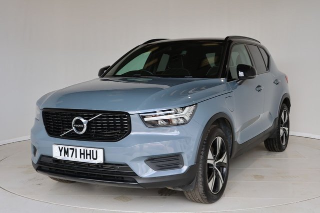 View our VOLVO XC40