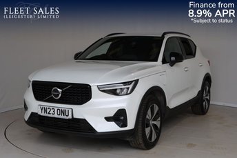2023 VOLVO XC40