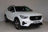 USED 2023 23 VOLVO XC40 1.5h T4 Recharge 10.7kWh Plus SUV 5dr Petrol Plug-in Hybrid Auto Euro 6 (s/s) (211 ps) HEATED STEERING WHEEL, APPLE CAR PLAY,  FULL VOLVO SERVICE HISTORY, REAR CAMERA