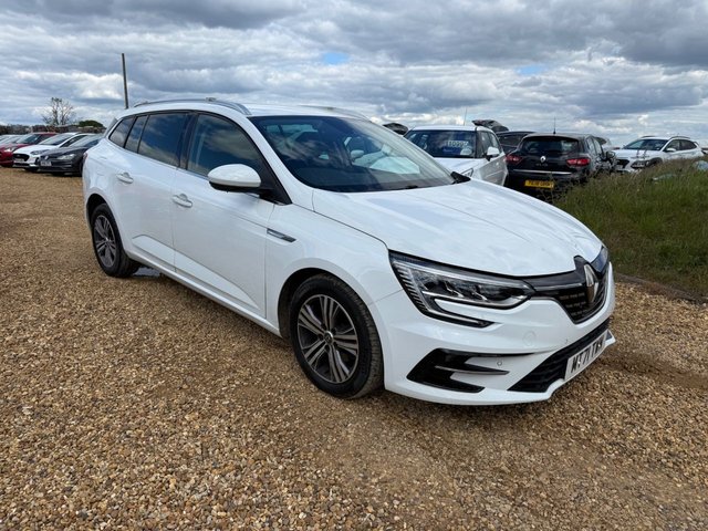 View our Renault Megane 1.5 Blue dCi Iconic Sport Tourer 5dr Diesel Manual Euro 6 (s/s) (115 ps)