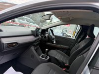 USED 2021 71 DACIA SANDERO STEPWAY 1.0 TCe Comfort Hatchback 5dr Bi Fuel Manual Euro 6 (s/s) (100 ps) 