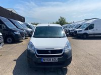 USED 2018 68 PEUGEOT PARTNER 1.6 BLUE HDI PROFESSIONAL L1 SWB 100BHP. AIRCON. SENSORS. LOW 29K MLS. FINANCE. PX 1 OWNER. SUPER LOW 29K MILES. AIRCON. SENSORS. PX.