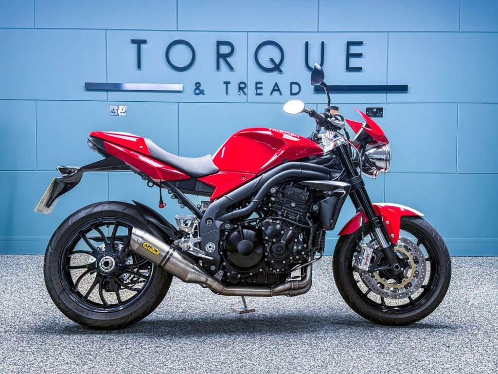 View our TRIUMPH SPEED TRIPLE 1050
