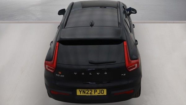 View our VOLVO XC40