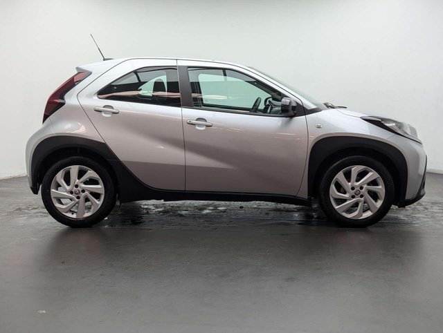 USED 2022 72 TOYOTA AYGO X 1.0 Aygo X Pure VVT-I 5dr CLICK+COLLECT / HOME DELIVERY
