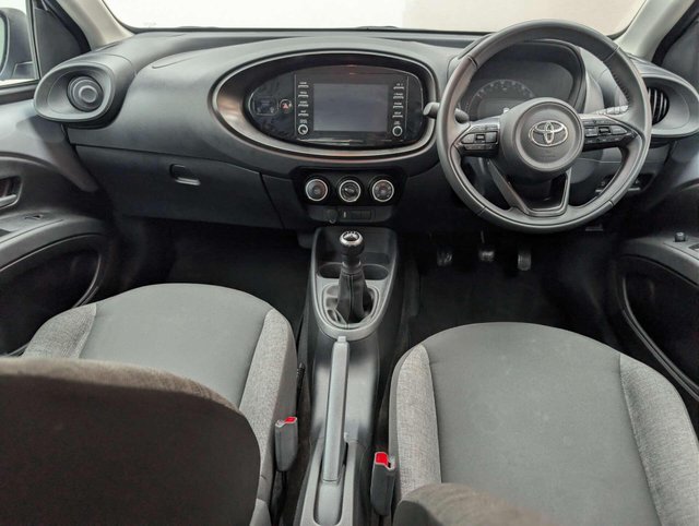 USED 2022 72 TOYOTA AYGO X 1.0 Aygo X Pure VVT-I 5dr CLICK+COLLECT / HOME DELIVERY