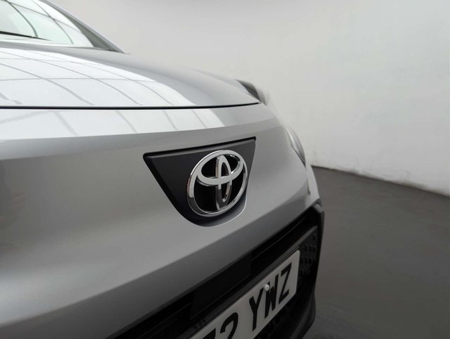 USED 2022 72 TOYOTA AYGO X 1.0 Aygo X Pure VVT-I 5dr CLICK+COLLECT / HOME DELIVERY