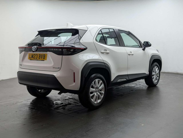 USED 2023 23 TOYOTA YARIS CROSS 1.5 Yaris Cross Icon HEV Auto 5dr CLICK+COLLECT / HOME DELIVERY