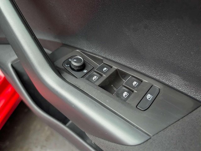 USED 2018 18 VOLKSWAGEN POLO 1.0 Polo SEL TSi 5dr CLICK+COLLECT / HOME DELIVERY