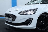 USED 2019 69 FORD FOCUS 1.5 ECOBLUE VIGNALE HATCHBACK 5DR DIESEL AUTOMATIC EURO 6 (S/S) (120 PS) NAV LOW MILEAGE - FULL SERVICE HISTORY - TIMING BELT / WATER PUMP JUST BEEN DONE - HPI CHECK ALL CLEAR  - ULEZ / LEZ COMPLIANT - HIGHEST SPEC - VIGNALE - AUTOMATIC - PADDLESHIFT - STUNNING METTALIC WHITE PAINTWORK - REVERSE CAMERA - SAT NAV - APPLE CAR PLAY / ANDRIOD AUTO - FULL VIGNALE  LEATHER - HEATED SEATS - PARK ASSIST - CONVIENCE PACK - DRIVER ASSIST PACK - HEADS UP DISPLAY - FINANCE AVAILABLE - ZERO DEPOSIT OFFERS - ALL VANS/CARS WELCOME IN PART-EXCHANGE, ANY AGE, ANY MILEAGE, ANY CONDITION