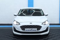 USED 2019 69 FORD FOCUS 1.5 ECOBLUE VIGNALE HATCHBACK 5DR DIESEL AUTOMATIC EURO 6 (S/S) (120 PS) NAV LOW MILEAGE - FULL SERVICE HISTORY - TIMING BELT / WATER PUMP JUST BEEN DONE - HPI CHECK ALL CLEAR  - ULEZ / LEZ COMPLIANT - HIGHEST SPEC - VIGNALE - AUTOMATIC - PADDLESHIFT - STUNNING METTALIC WHITE PAINTWORK - REVERSE CAMERA - SAT NAV - APPLE CAR PLAY / ANDRIOD AUTO - FULL VIGNALE  LEATHER - HEATED SEATS - PARK ASSIST - CONVIENCE PACK - DRIVER ASSIST PACK - HEADS UP DISPLAY - FINANCE AVAILABLE - ZERO DEPOSIT OFFERS - ALL VANS/CARS WELCOME IN PART-EXCHANGE, ANY AGE, ANY MILEAGE, ANY CONDITION
