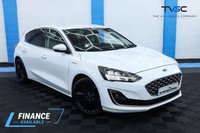 USED 2019 69 FORD FOCUS 1.5 ECOBLUE VIGNALE HATCHBACK 5DR DIESEL AUTOMATIC EURO 6 (S/S) (120 PS) NAV LOW MILEAGE - FULL SERVICE HISTORY - TIMING BELT / WATER PUMP JUST BEEN DONE - HPI CHECK ALL CLEAR  - ULEZ / LEZ COMPLIANT - HIGHEST SPEC - VIGNALE - AUTOMATIC - PADDLESHIFT - STUNNING METTALIC WHITE PAINTWORK - REVERSE CAMERA - SAT NAV - APPLE CAR PLAY / ANDRIOD AUTO - FULL VIGNALE  LEATHER - HEATED SEATS - PARK ASSIST - CONVIENCE PACK - DRIVER ASSIST PACK - HEADS UP DISPLAY - FINANCE AVAILABLE - ZERO DEPOSIT OFFERS - ALL VANS/CARS WELCOME IN PART-EXCHANGE, ANY AGE, ANY MILEAGE, ANY CONDITION