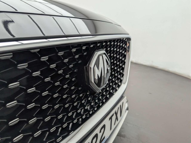 USED 2022 22 MG HS 1.5 MG HS Exclusive 5dr CLICK+COLLECT / HOME DELIVERY