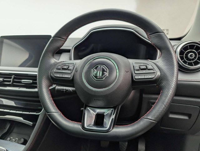 USED 2022 22 MG HS 1.5 MG HS Exclusive 5dr CLICK+COLLECT / HOME DELIVERY
