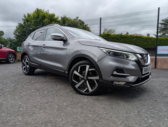 View our NISSAN QASHQAI
