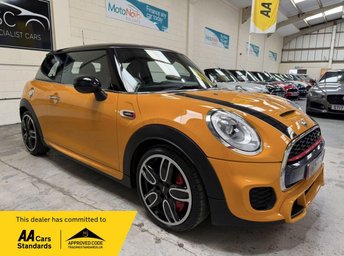 2016 MINI HATCH