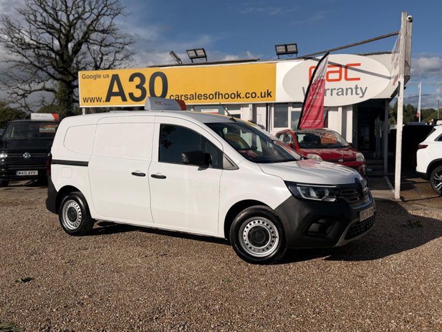 View our RENAULT KANGOO MAXI