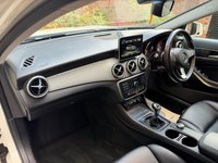 USED 2016 16 MERCEDES-BENZ GLA 2.1 GLA200d Sport (Executive) SUV 5dr Diesel Manual Euro 6 (s/s) (136 ps) 