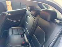 USED 2016 16 MERCEDES-BENZ GLA 2.1 GLA200d Sport (Executive) SUV 5dr Diesel Manual Euro 6 (s/s) (136 ps) 