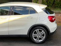 USED 2016 16 MERCEDES-BENZ GLA 2.1 GLA200d Sport (Executive) SUV 5dr Diesel Manual Euro 6 (s/s) (136 ps) 