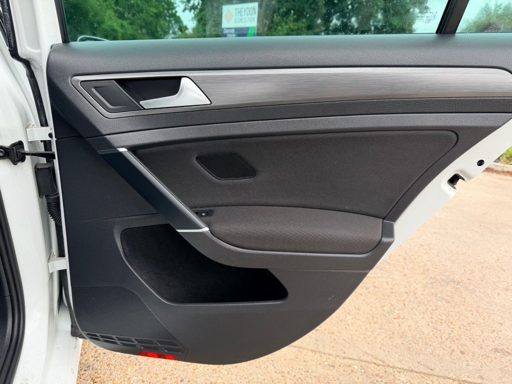 USED 2019 69 VOLKSWAGEN GOLF 1.5 TSI EVO Match Hatchback 5dr Petrol Manual Euro 6 (s/s) (150 ps) 6 Services|Adaptive Cruise|Reear & Front Sensors|Apple CarPlay/Android Auto|SatNav|