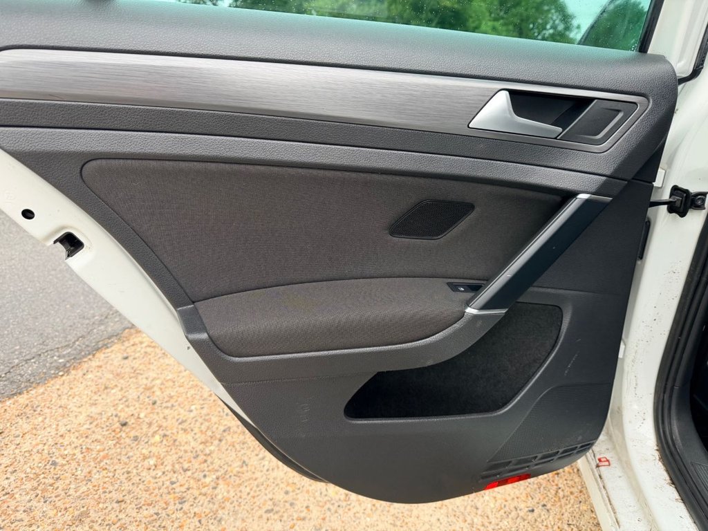 USED 2019 69 VOLKSWAGEN GOLF 1.5 TSI EVO Match Hatchback 5dr Petrol Manual Euro 6 (s/s) (150 ps) 6 Services|Adaptive Cruise|Reear & Front Sensors|Apple CarPlay/Android Auto|SatNav|