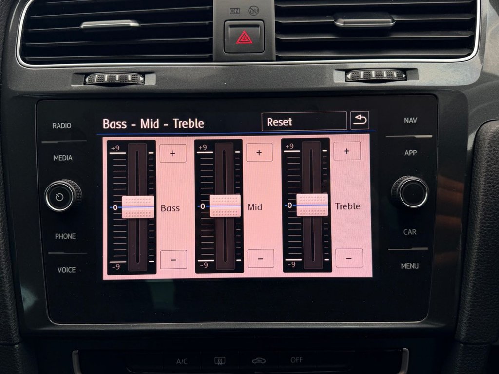 USED 2019 69 VOLKSWAGEN GOLF 1.5 TSI EVO Match Hatchback 5dr Petrol Manual Euro 6 (s/s) (150 ps) 6 Services|Adaptive Cruise|Reear & Front Sensors|Apple CarPlay/Android Auto|SatNav|