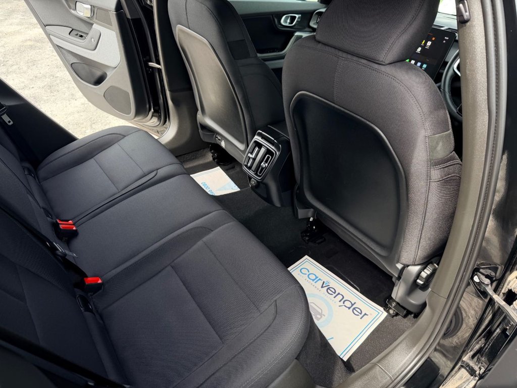 USED 2022 71 POLESTAR POLESTAR 2 Single Motor 64kWh Standard Range Fastback 5dr Electric Auto FWD (224 ps) 1 Owner|4 Services|Camera|SatNav|Apple CarPlay/Android Auto|