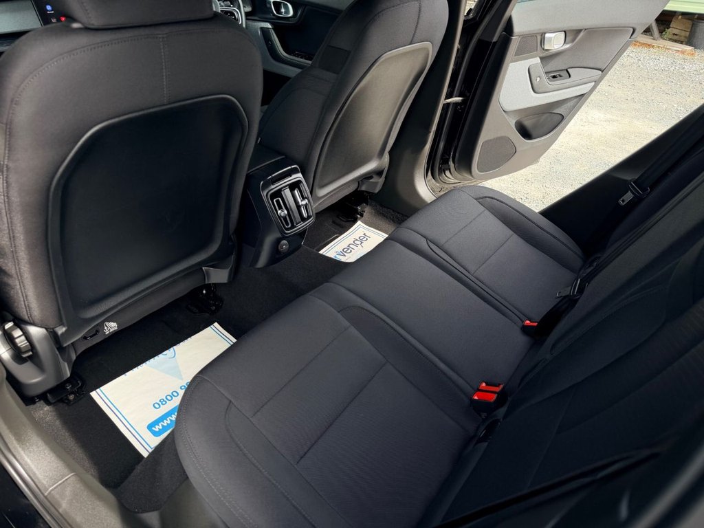 USED 2022 71 POLESTAR POLESTAR 2 Single Motor 64kWh Standard Range Fastback 5dr Electric Auto FWD (224 ps) 1 Owner|4 Services|Camera|SatNav|Apple CarPlay/Android Auto|