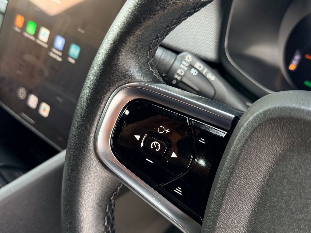 USED 2022 71 POLESTAR POLESTAR 2 Single Motor 64kWh Standard Range Fastback 5dr Electric Auto FWD (224 ps) 1 Owner|4 Services|Camera|SatNav|Apple CarPlay/Android Auto|
