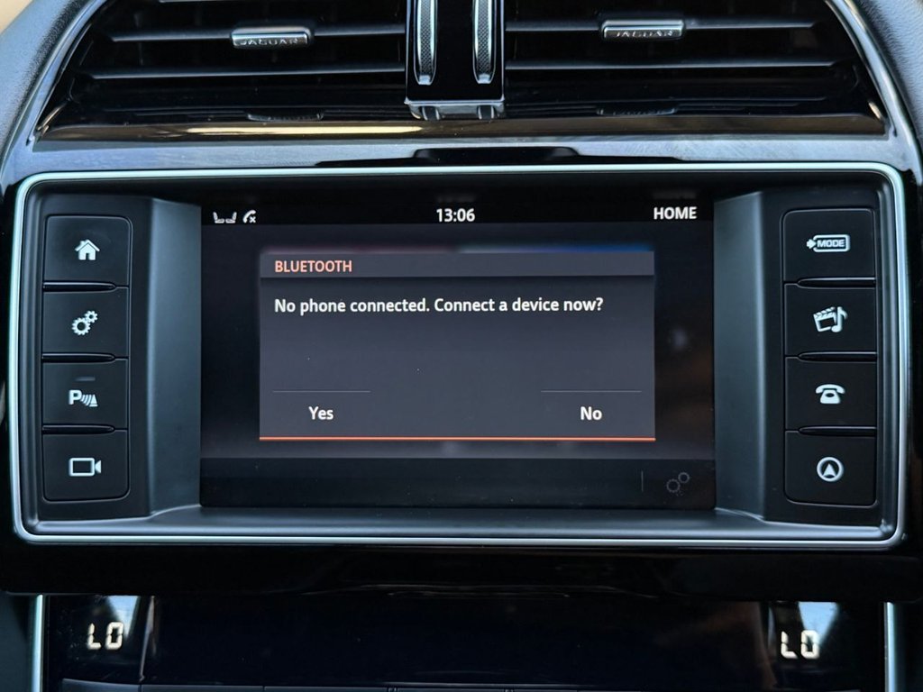 USED 2016 66 JAGUAR XE 2.0 GTDi R-Sport Saloon 4dr Petrol Auto Euro 6 (s/s) (240 ps) 8 Services|Camera|Heated Seats|SatNav|Rear & Front Sensors|