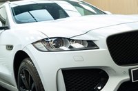 USED 2020 70 JAGUAR F-PACE 2.0 D180 Chequered Flag SUV 5dr Diesel Auto AWD Euro 6 (s/s) (180 ps) 20" Gloss Black Alloy Wheels