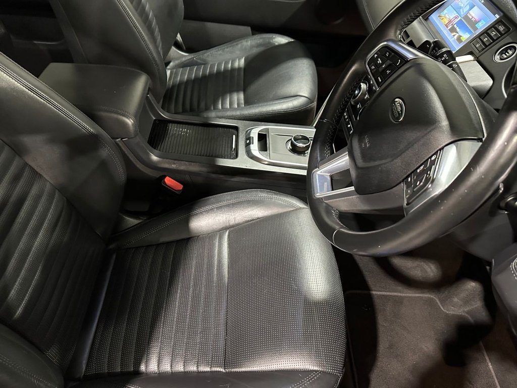 USED 2018 68 LAND ROVER DISCOVERY SPORT 2.0 TD4 HSE Luxury SUV 5dr Diesel Auto 4WD Euro 6 (s/s) (180 ps) 