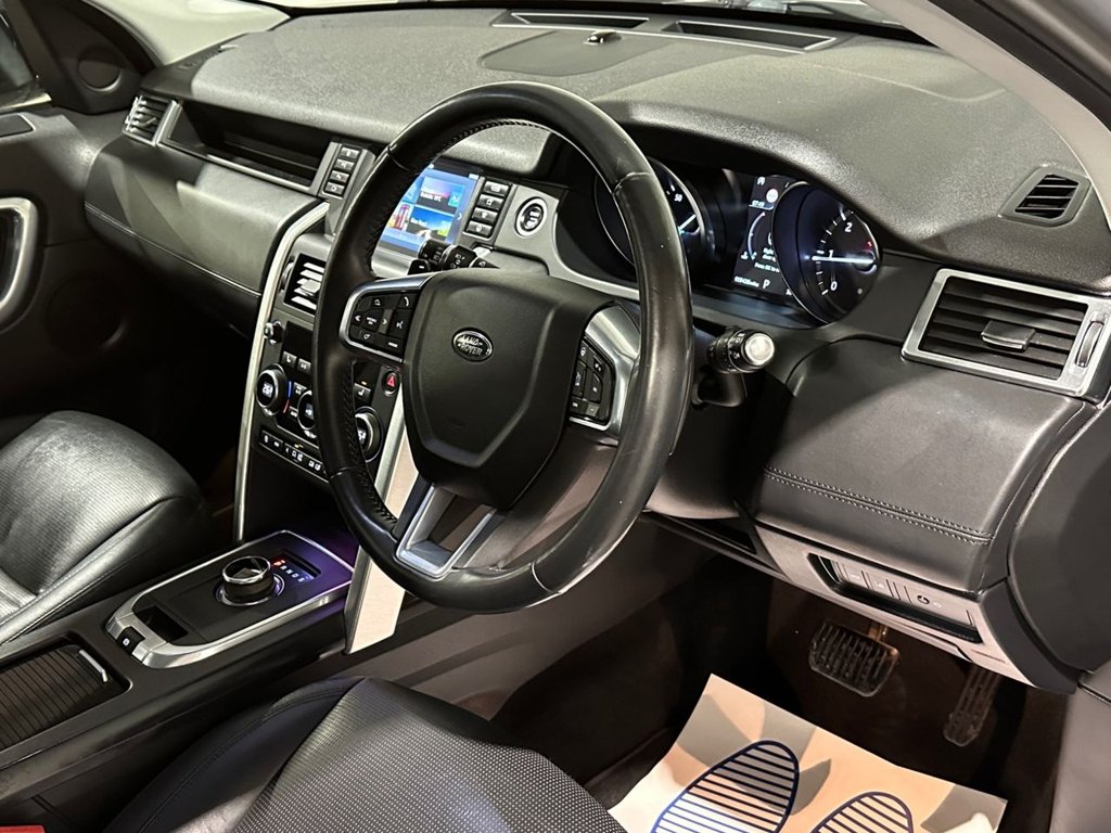 USED 2018 68 LAND ROVER DISCOVERY SPORT 2.0 TD4 HSE Luxury SUV 5dr Diesel Auto 4WD Euro 6 (s/s) (180 ps) 