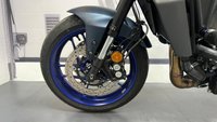 USED 2025 25 YAMAHA MT-09 Y-AMT (AUTOMATED GEARBOX) - BUY ONLINE 24 HRS A DAY - FINANCE AVAILABLE - ALL TYPES OF CREDIT ACCEPTED AKRAPOVIC EXH - ONLY 533 MILES