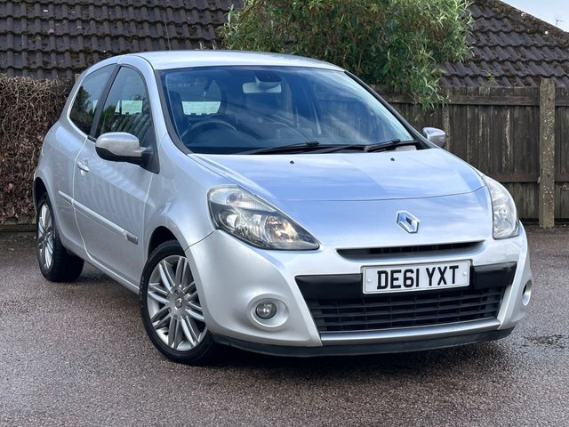 2011 RENAULT CLIO 1.2 DYNAMIQUE TOMTOM HATCHBACK 3DR PETROL MANUAL EURO 5 75 PS 2011... photo