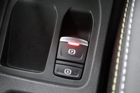 USED 2023 23 RENAULT CLIO 1.6 E-TECH E-Tech engineered 5dr Auto (APPLE CAR PLAY) 
