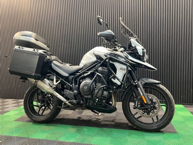 View our TRIUMPH TIGER 1200