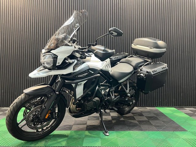 View our TRIUMPH TIGER 1200