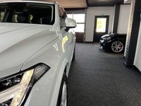 USED 2016 16 VOLVO XC90 2.0h T8 Twin Engine 9.2kWh Inscription SUV 5dr Petrol Plug-in Hybrid Geartronic 4WD Euro 6 (s/s) (407 ps) ++ 4WD + CARPLAY ++