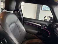 USED 2022 72 MINI HATCH 1.5 Cooper Exclusive Hatchback 5dr Petrol Steptronic Euro 6 (s/s) (136 ps) AMBIAINT LIGHTING + HEATED SEATS