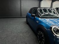 USED 2022 72 MINI HATCH 1.5 Cooper Exclusive Hatchback 5dr Petrol Steptronic Euro 6 (s/s) (136 ps) AMBIAINT LIGHTING + HEATED SEATS