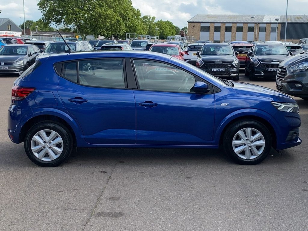 USED 2022 22 DACIA SANDERO 1.0 TCe Comfort Hatchback 5dr Bi Fuel Manual Euro 6 (s/s) (100 ps) KEYLESS+CAMERA+R/SENSOR+1OWNER