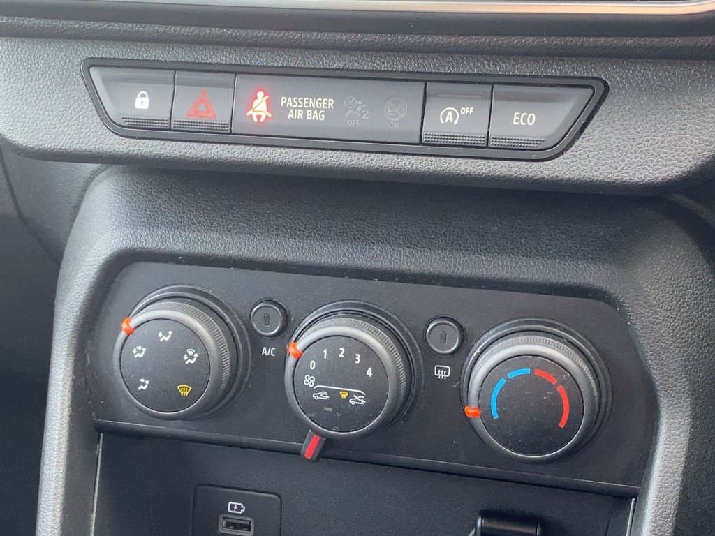 USED 2022 22 DACIA SANDERO 1.0 TCe Comfort Hatchback 5dr Bi Fuel Manual Euro 6 (s/s) (100 ps) KEYLESS+CAMERA+R/SENSOR+1OWNER